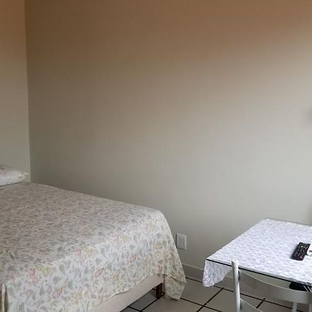 Quarto Particular Em Vitoria Exterior photo